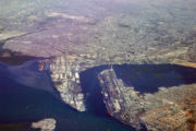 180px-karachi_port_and_harbour_aerial.jpg